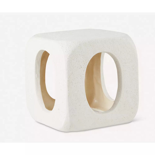 Nate & Jeremiah Cream Aquarium Swim-Through